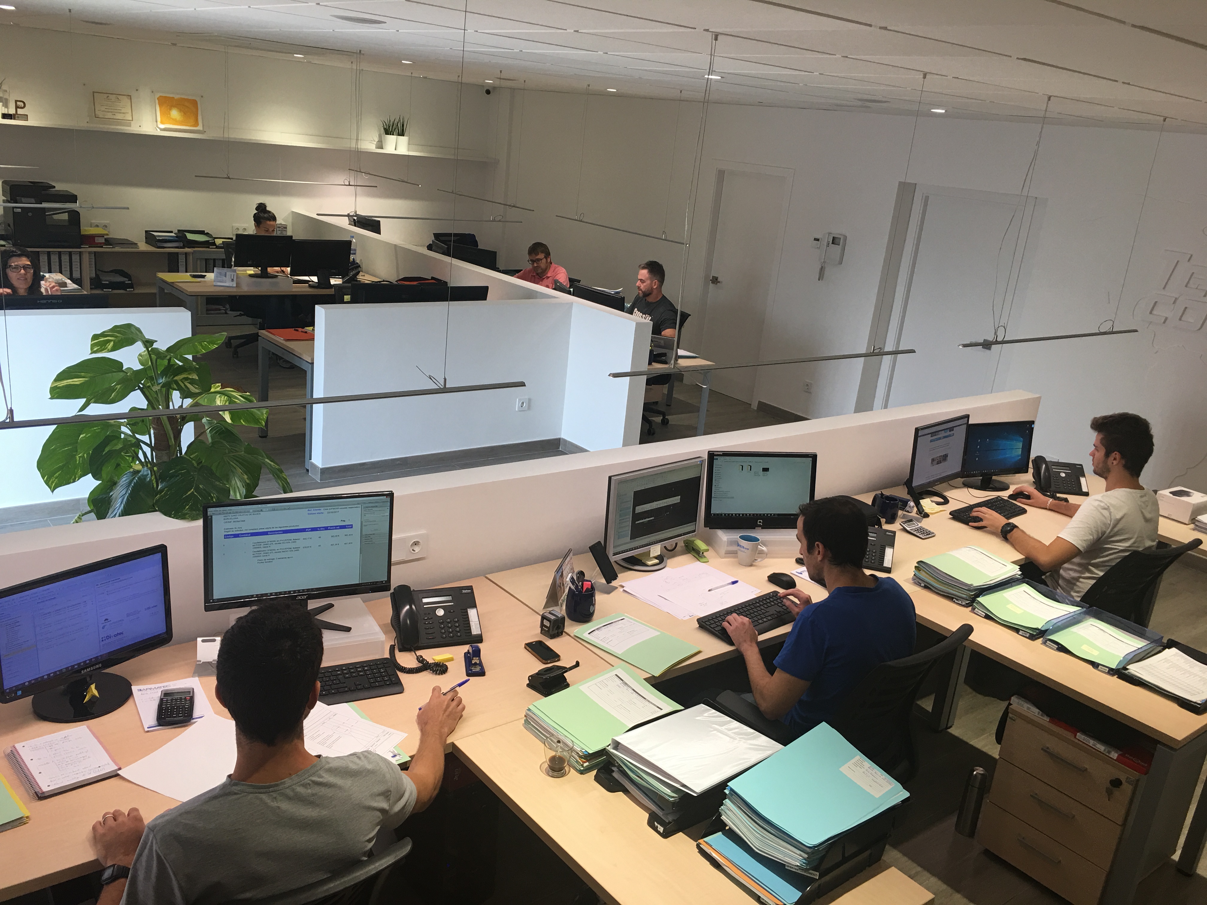 Espace de travail Ingenierie et R&D a Sant Fruitos de Bages